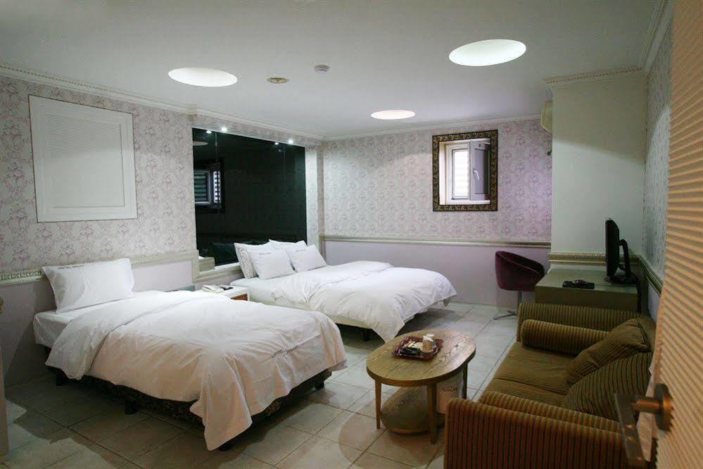 Hotel Leaders Seoel Buitenkant foto